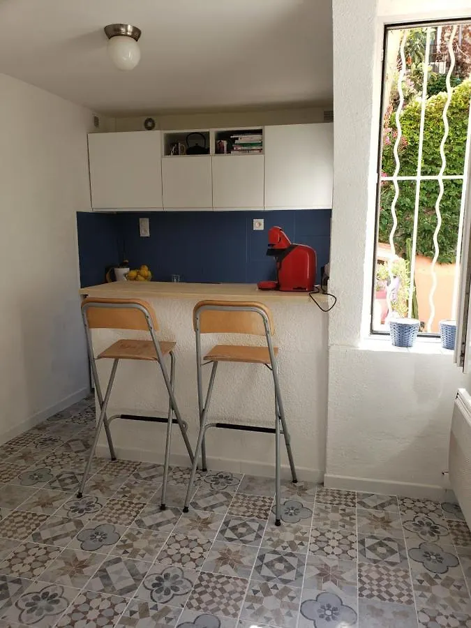 Appartement Toulon 0*,  France